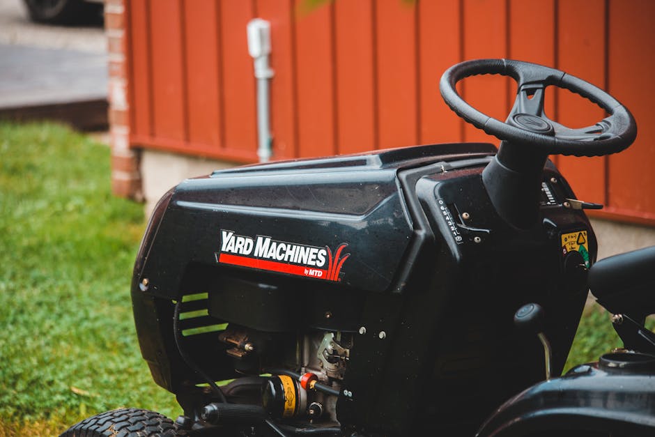 Robot Lawn Mower Garage , photo by 